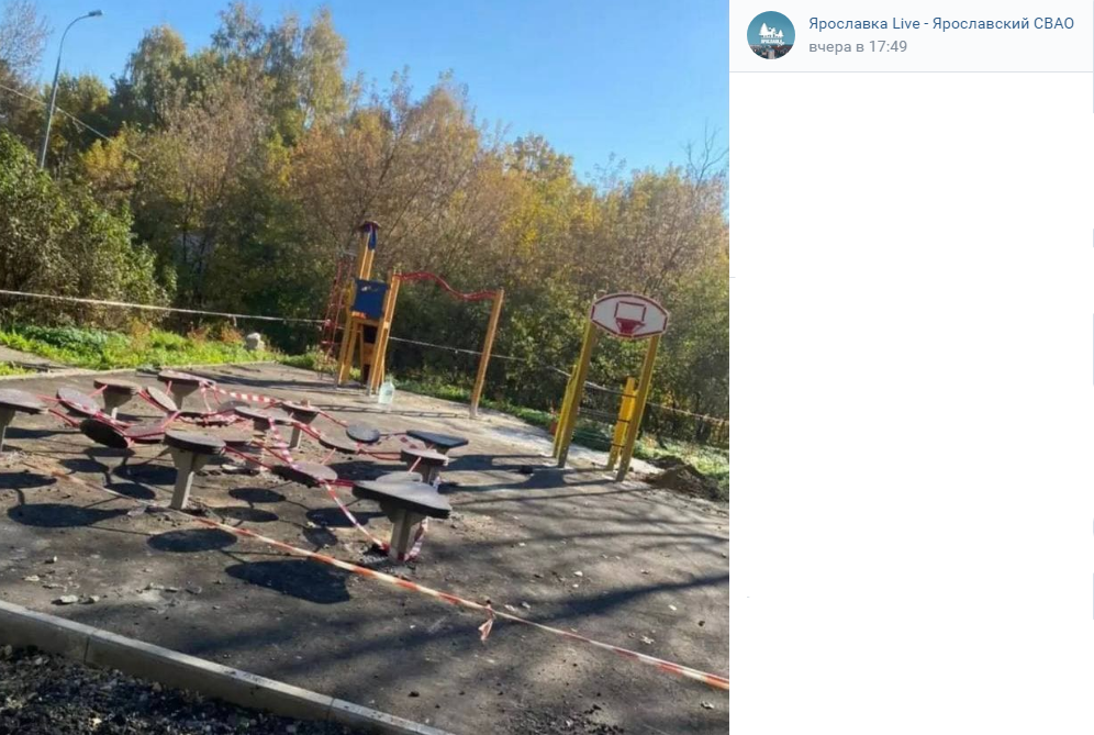 На Ярославке детскую площадку планируют достроить через три недели — управа