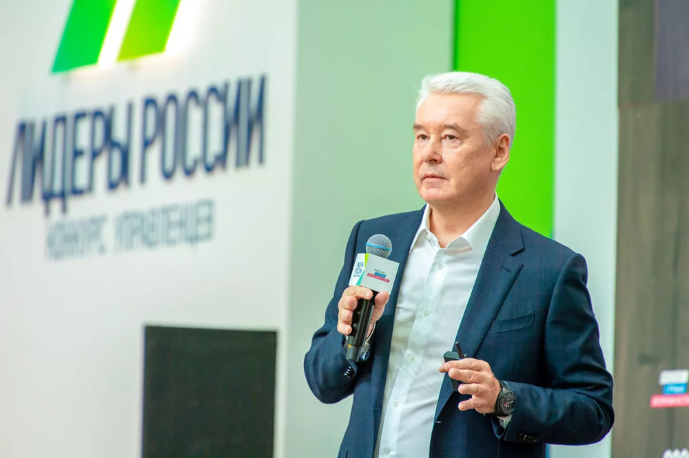 Сергей Собянин осмотрел новое здание предприятия ОПК в «Технополисе Москва»